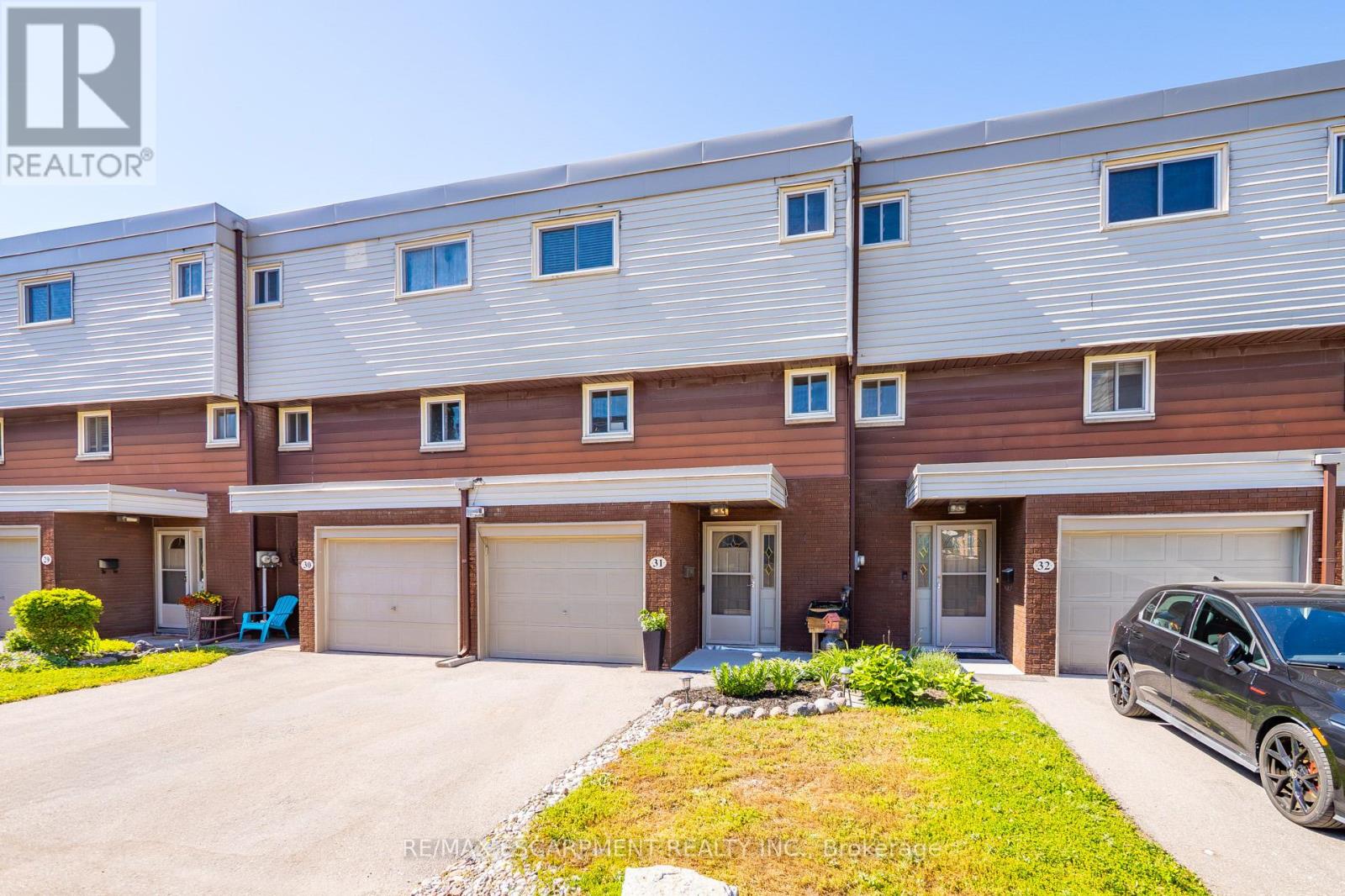 31 - 23 WATSONS LANE, Hamilton, Ontario