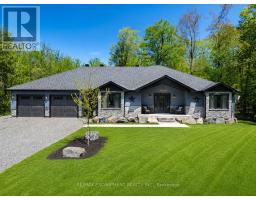 1068 XAVIER STREET, Gravenhurst, Ontario