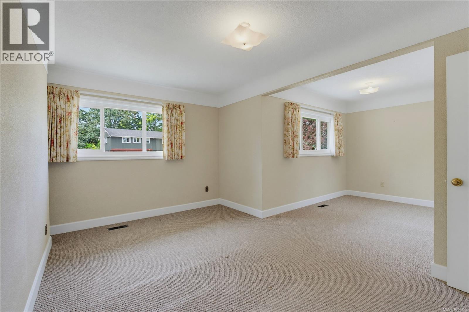 3493 Cardiff Pl, Oak Bay, British Columbia  V8P 4Y9 - Photo 16 - 1044356