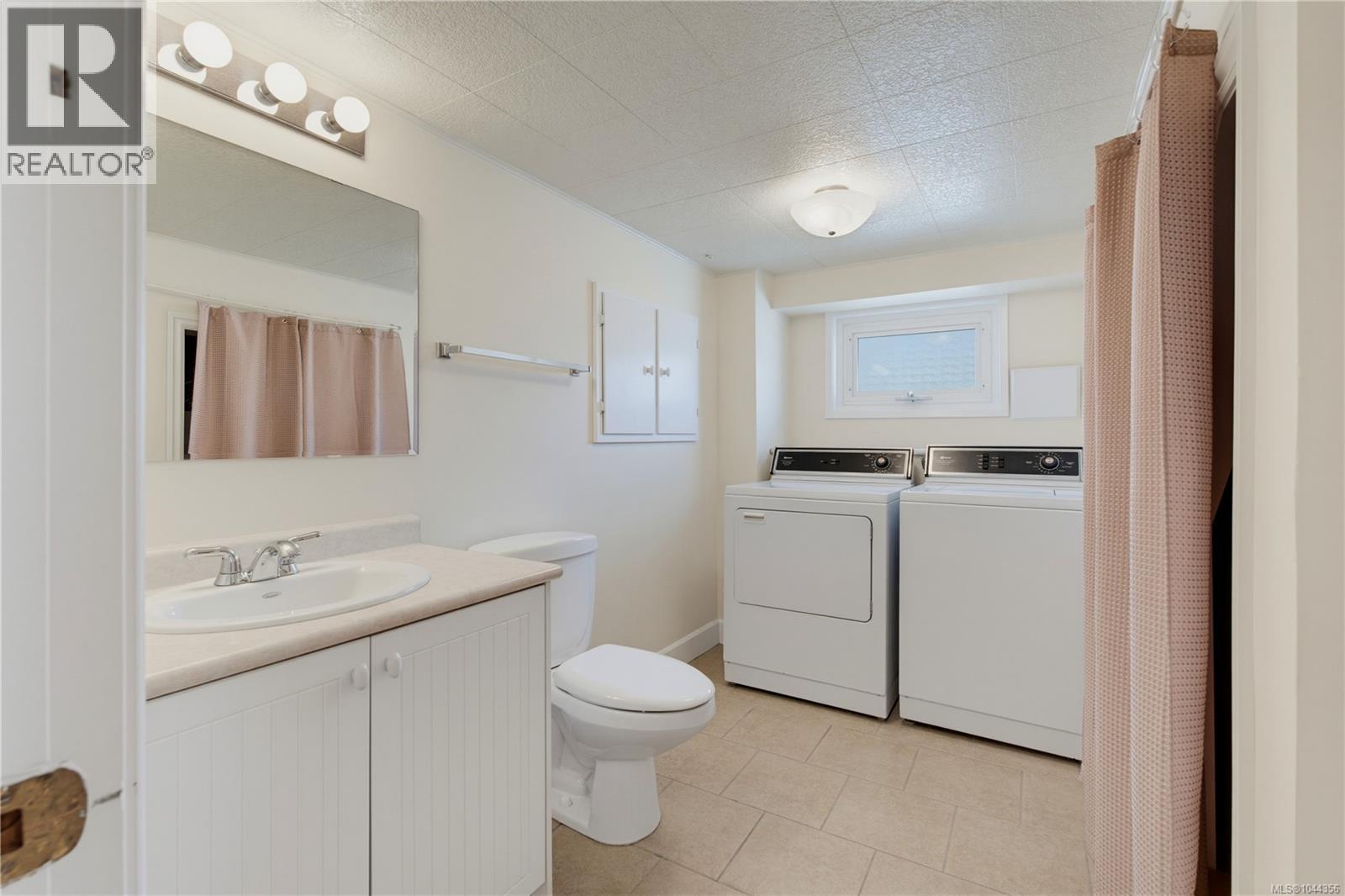 3493 Cardiff Pl, Oak Bay, British Columbia  V8P 4Y9 - Photo 24 - 1044356