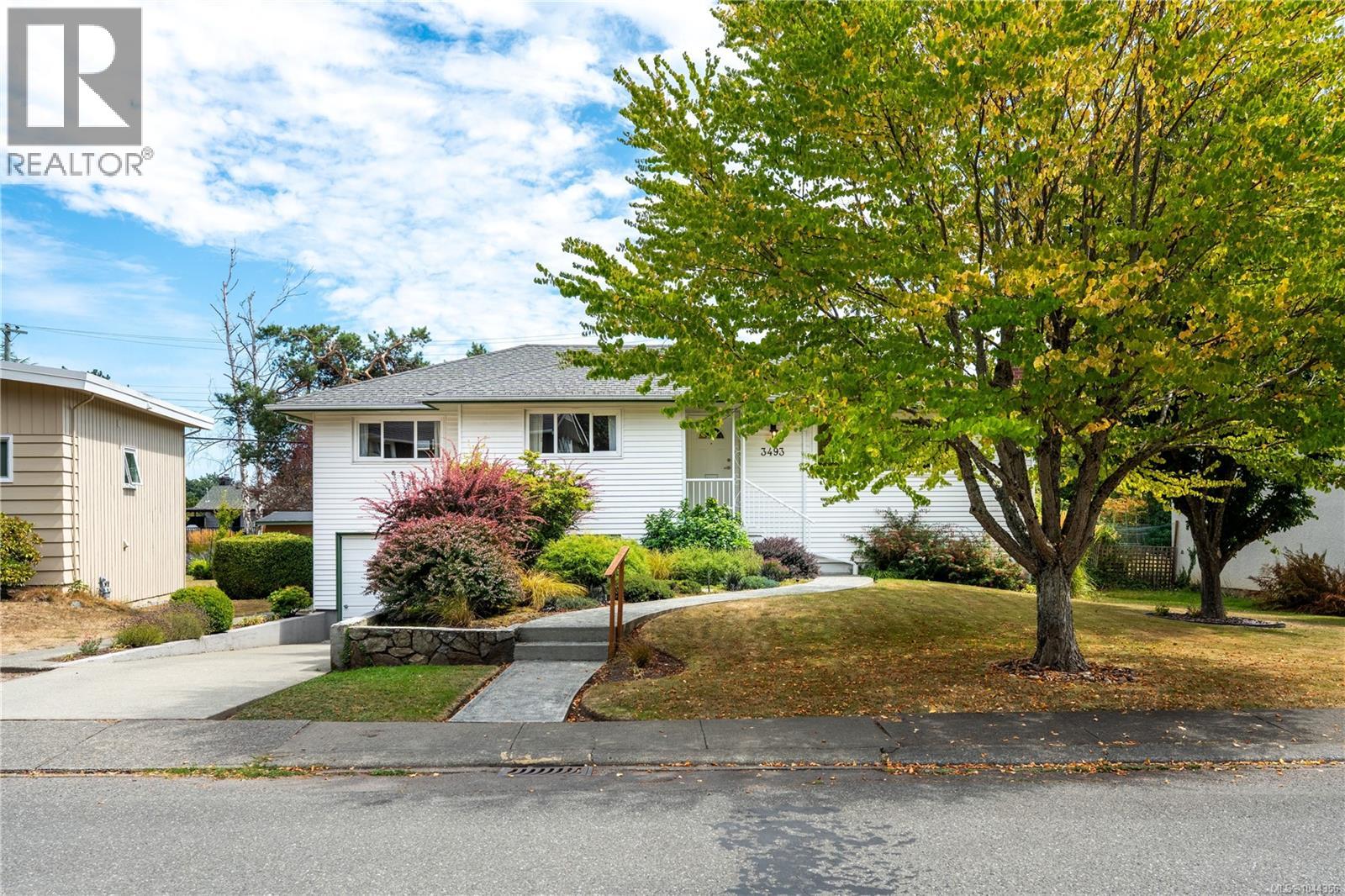 3493 Cardiff Pl, Oak Bay, British Columbia  V8P 4Y9 - Photo 29 - 1044356