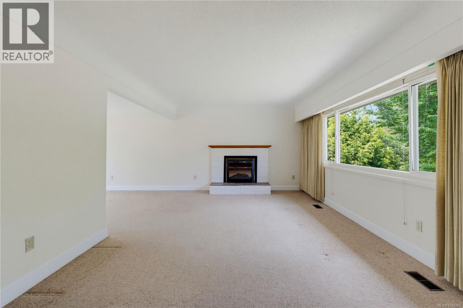 3493 Cardiff Pl, Oak Bay, British Columbia  V8P 4Y9 - Photo 6 - 1044356