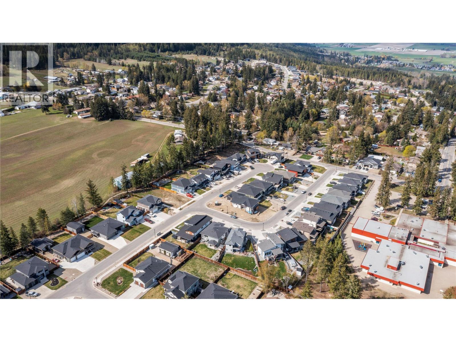 2181 14 Avenue SE, Salmon Arm, British Columbia  V1E 2N2 - Photo 52 - 10397750