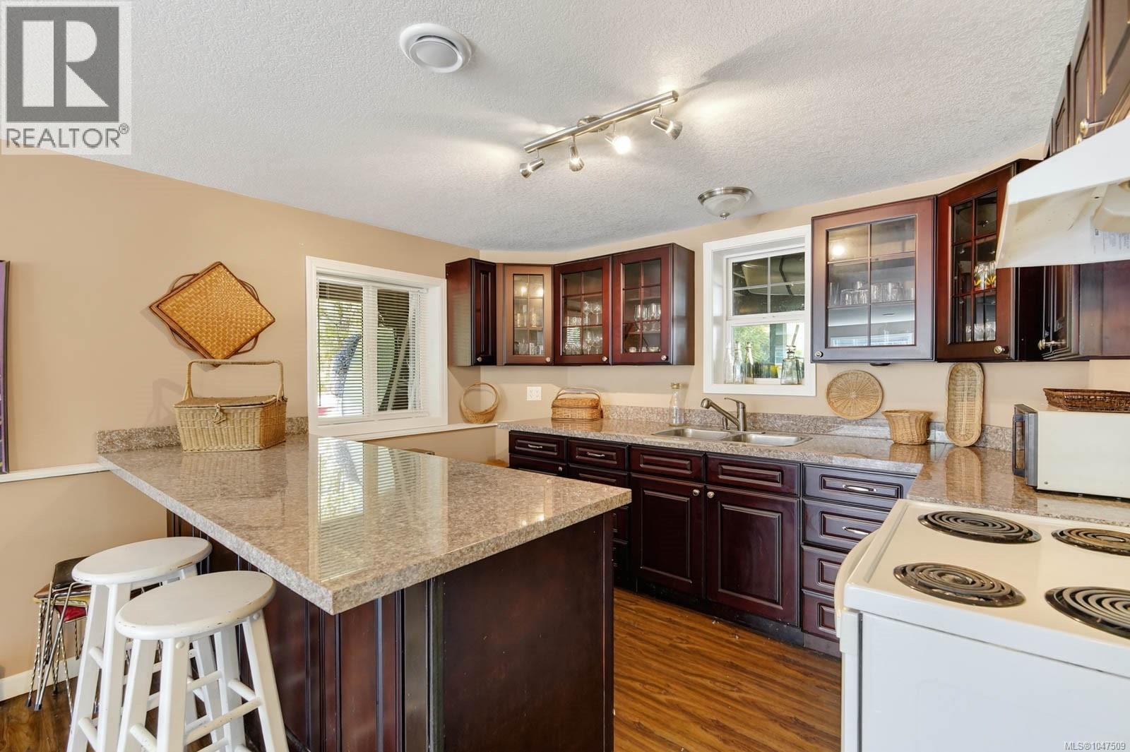 6091 Beaver Creek Rd, Port Alberni, British Columbia  V9Y 8X4 - Photo 60 - 1047509