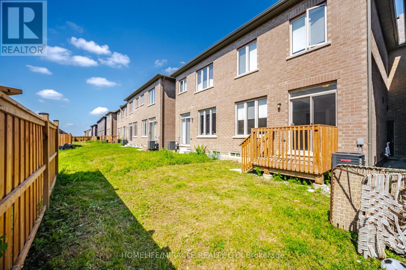 19 Donald Ficht Crescent, Brampton, Ontario  L9Z 1E1 - Photo 42 - W13702396