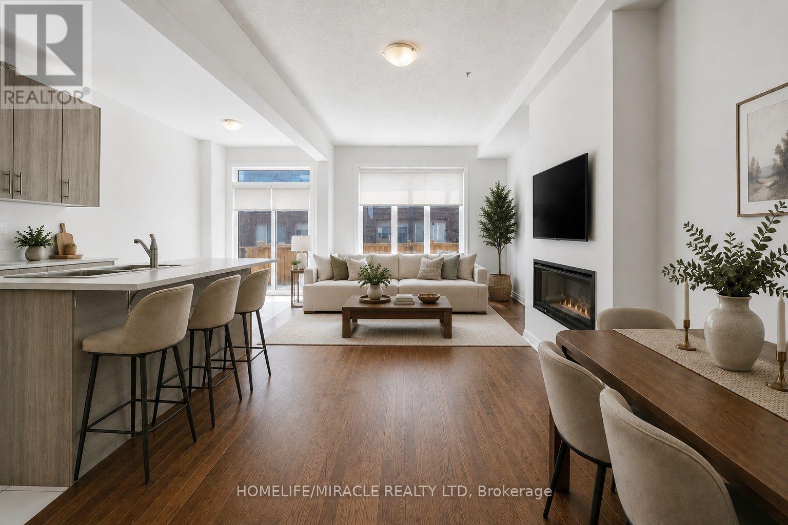19 Donald Ficht Crescent, Brampton, Ontario  L9Z 1E1 - Photo 5 - W13702396