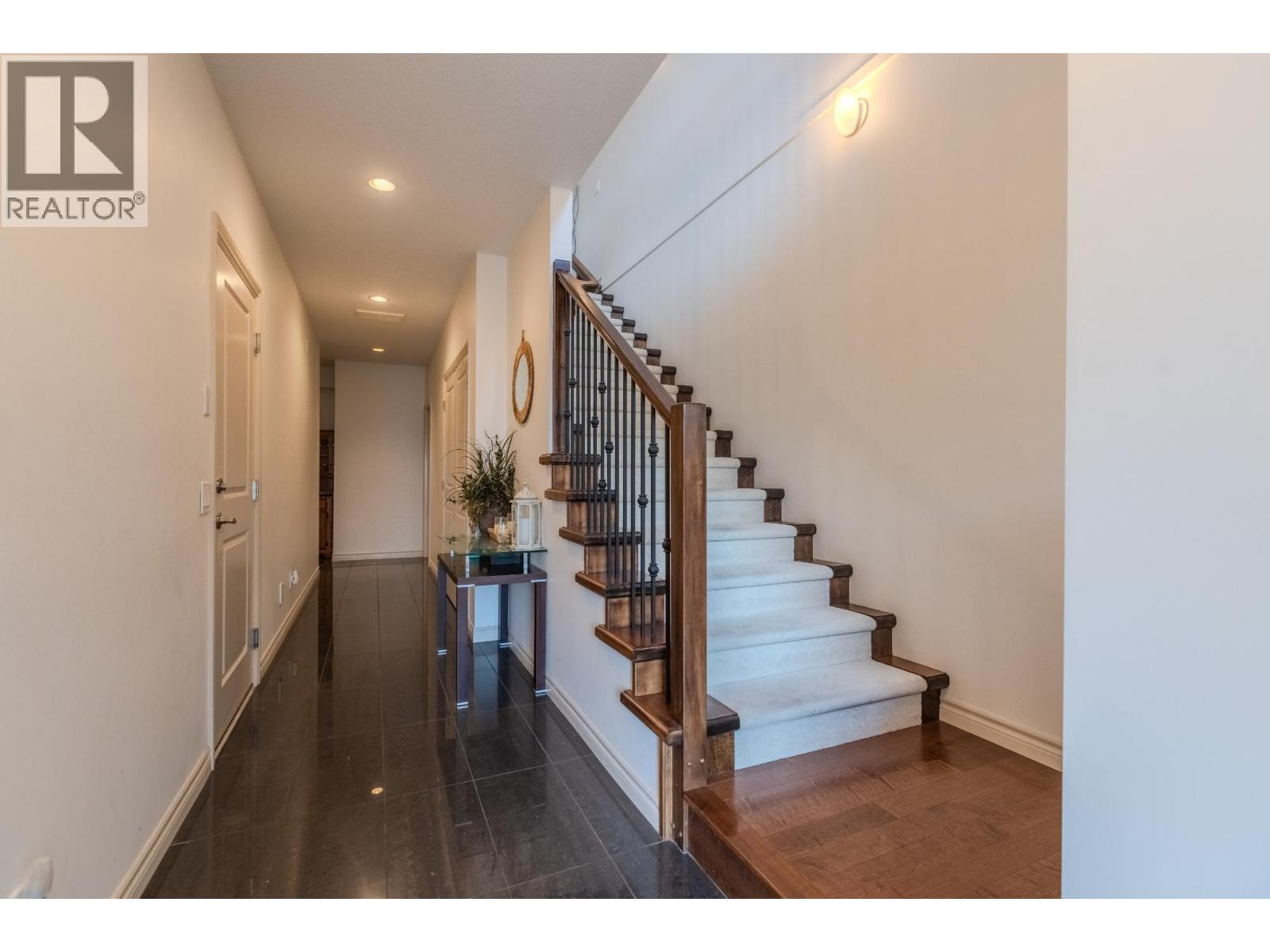 1542 Golf Ridge Drive, Kamloops, British Columbia  V2H 0A5 - Photo 7 - 10398497