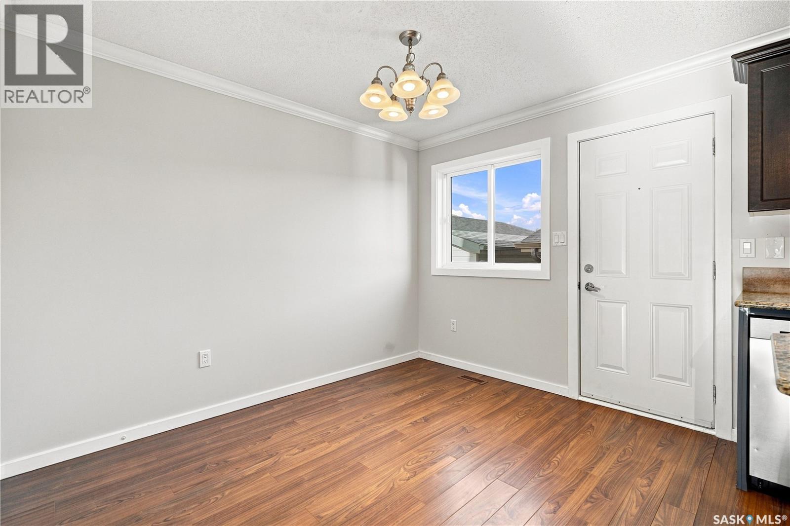312 810 Hampton Circle, Saskatoon, Saskatchewan  S7R 0K2 - Photo 2 - SK046311