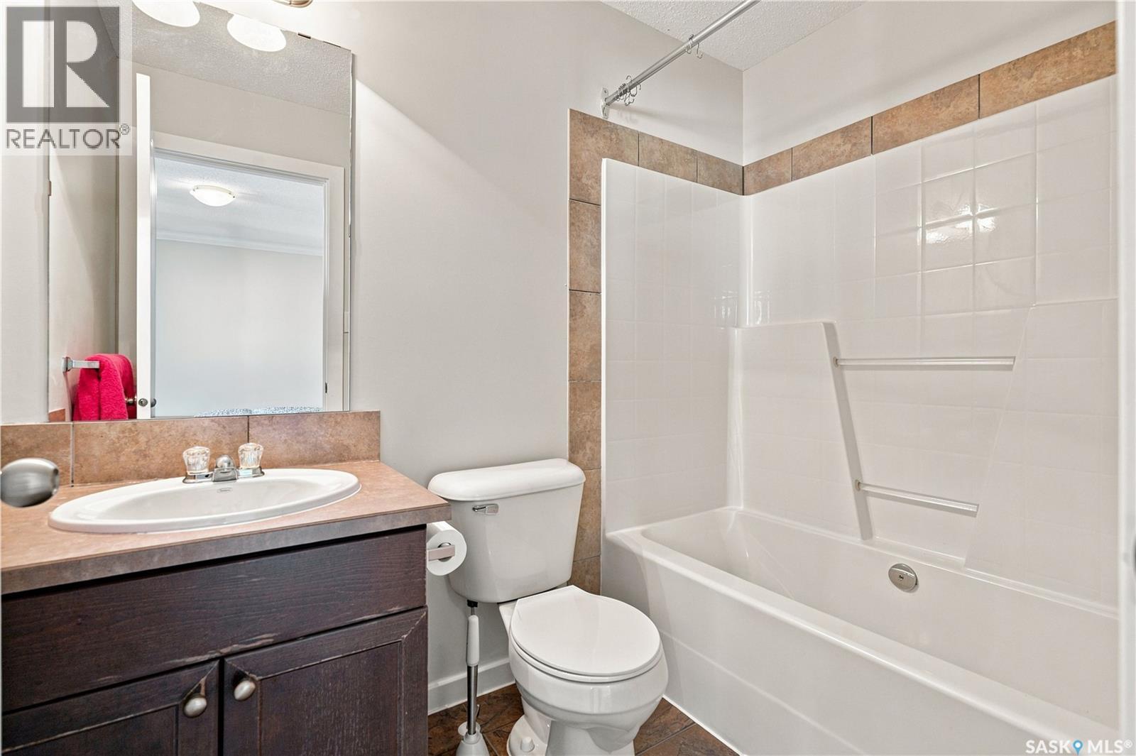 312 810 Hampton Circle, Saskatoon, Saskatchewan  S7R 0K2 - Photo 23 - SK046311