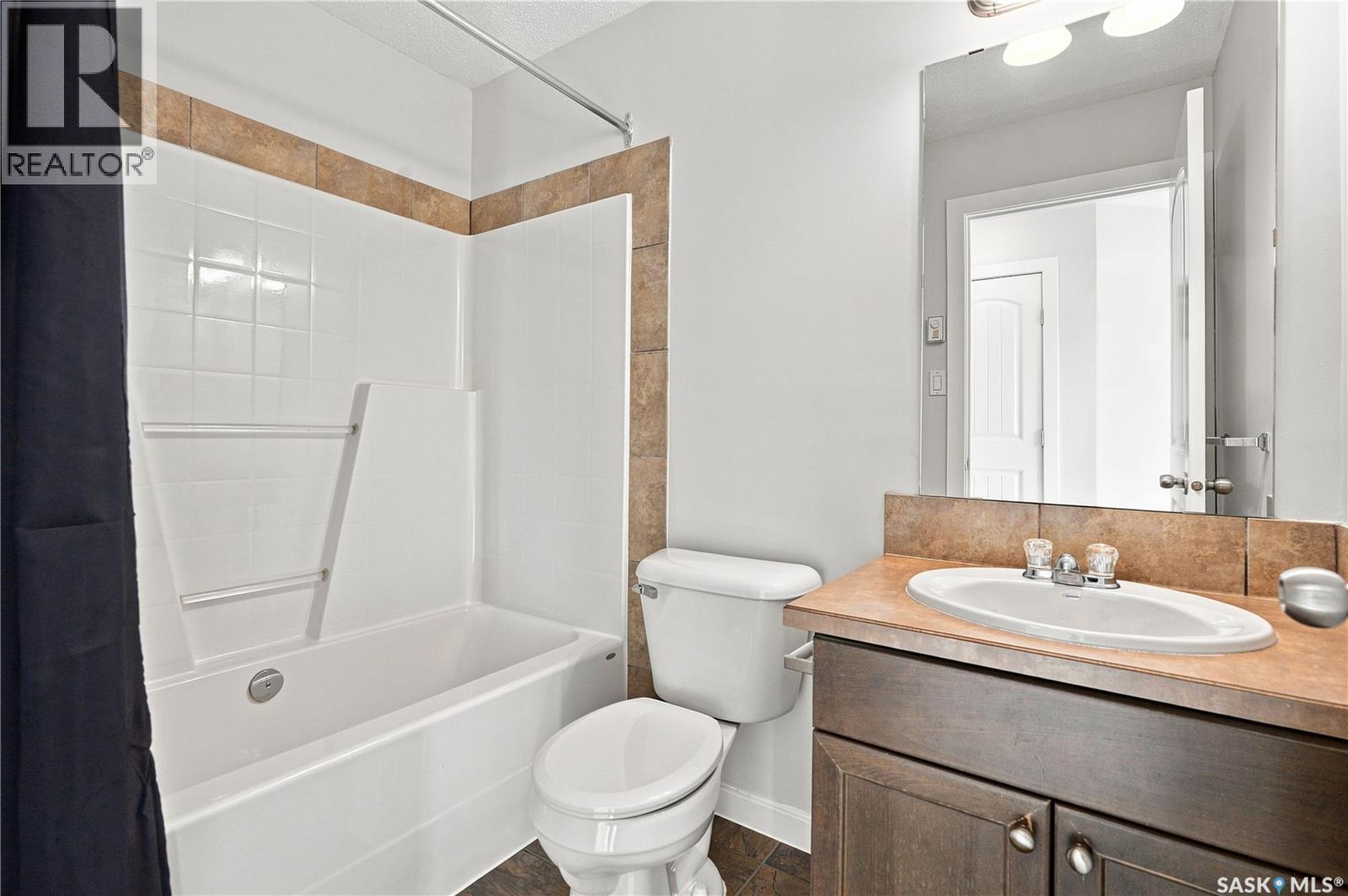 312 810 Hampton Circle, Saskatoon, Saskatchewan  S7R 0K2 - Photo 28 - SK046311