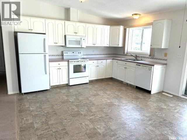 406 8th Avenue, Kipling, Saskatchewan  S0G 0S0 - Photo 8 - SK046051