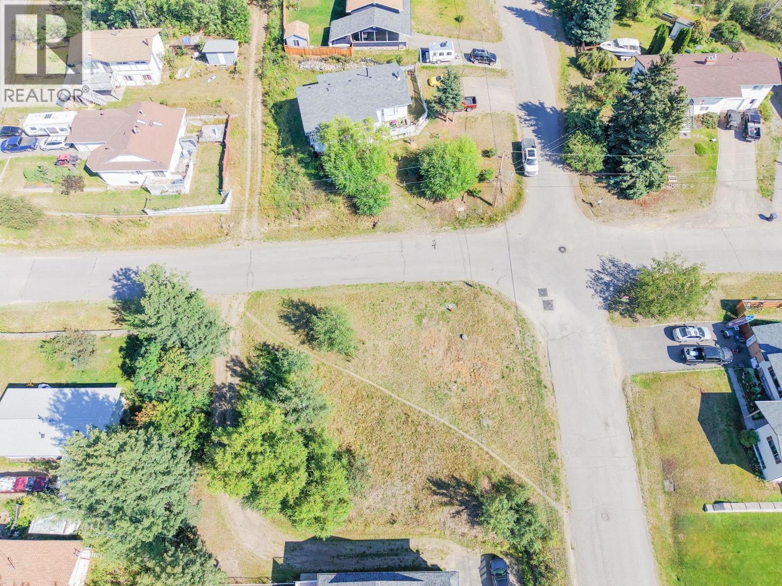 345 Hill Street, Burns Lake, British Columbia  V0J 1E0 - Photo 7 - R3157945