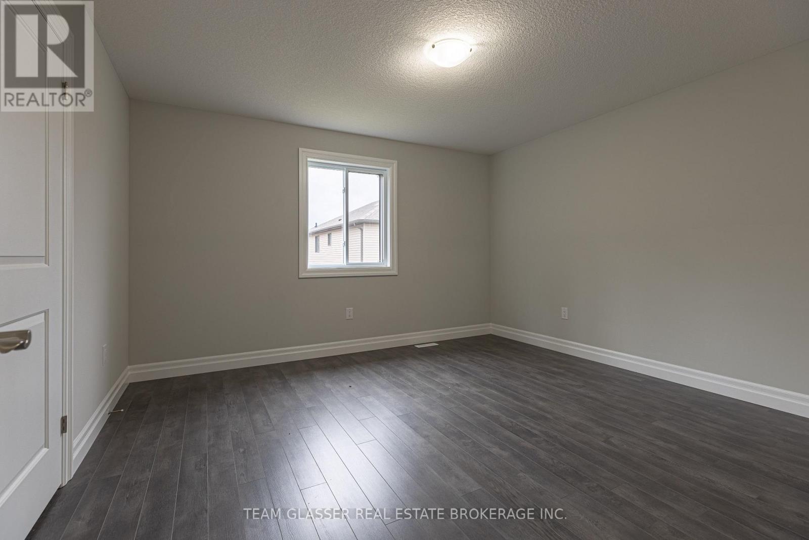 3465 Oriole Circle E, London South, Ontario  N6N 1K6 - Photo 16 - X13702804