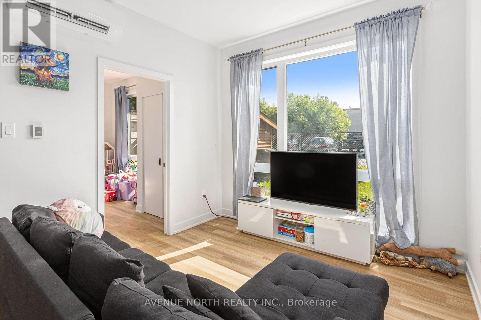 02 - 391 Dieppe Street, Ottawa, Ontario K1L 6V3 - Photo 4 - X13702824