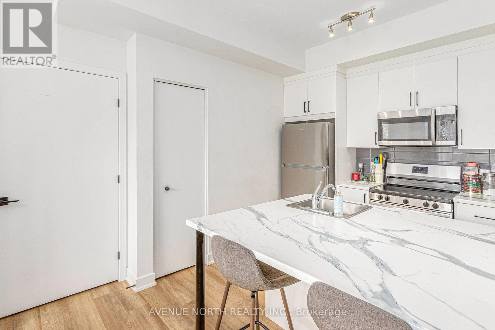 02 - 391 Dieppe Street, Ottawa, Ontario  K1L 6V3 - Photo 8 - X13702824