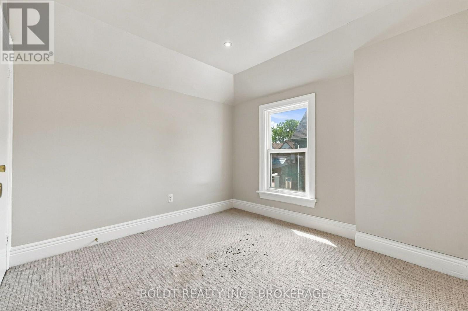 38 Mars Avenue, Hamilton, Ontario  L8L 3V8 - Photo 17 - X13702772