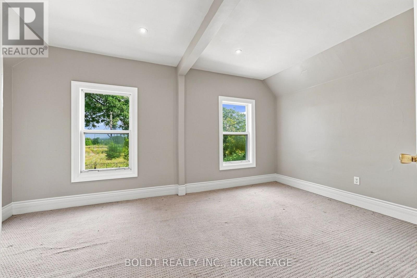 38 Mars Avenue, Hamilton, Ontario  L8L 3V8 - Photo 19 - X13702772