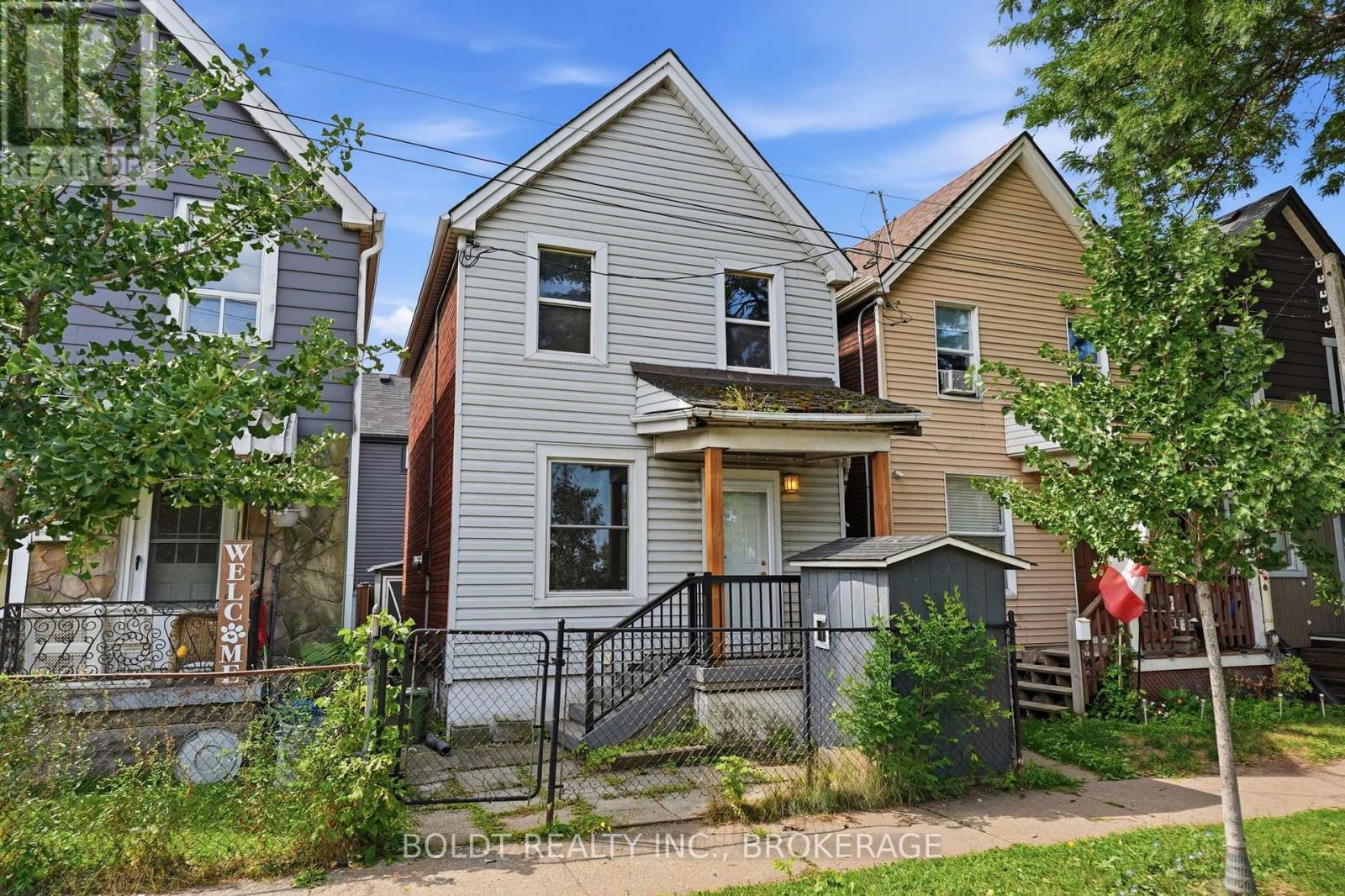 38 Mars Avenue, Hamilton, Ontario  L8L 3V8 - Photo 2 - X13702772