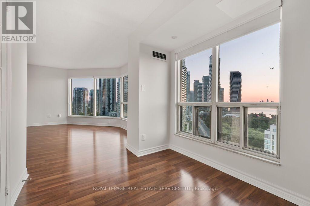 2105 - 2269 Lake Shore Boulevard W, Toronto, Ontario M8V 3X6 - Photo 16 - W13687238