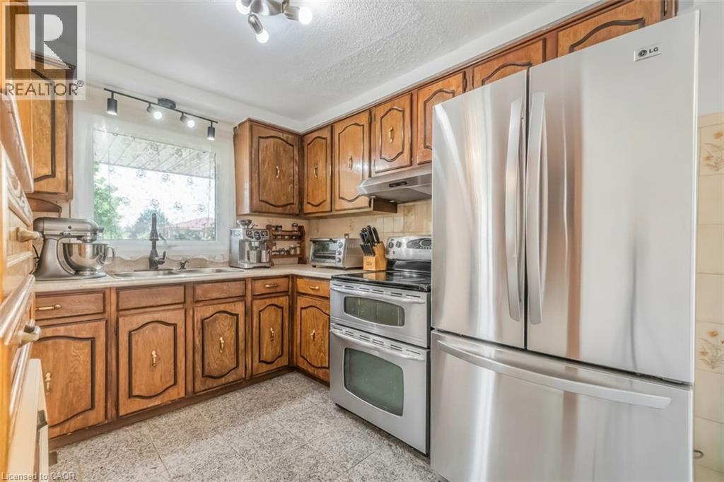 1259 Ernest Avenue, London, Ontario  N6E 2B2 - Photo 18 - 40845009