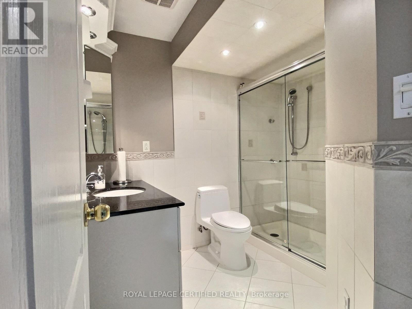 3845 Brinwood Gate W, Mississauga, Ontario  L5M 7H3 - Photo 16 - W13702794