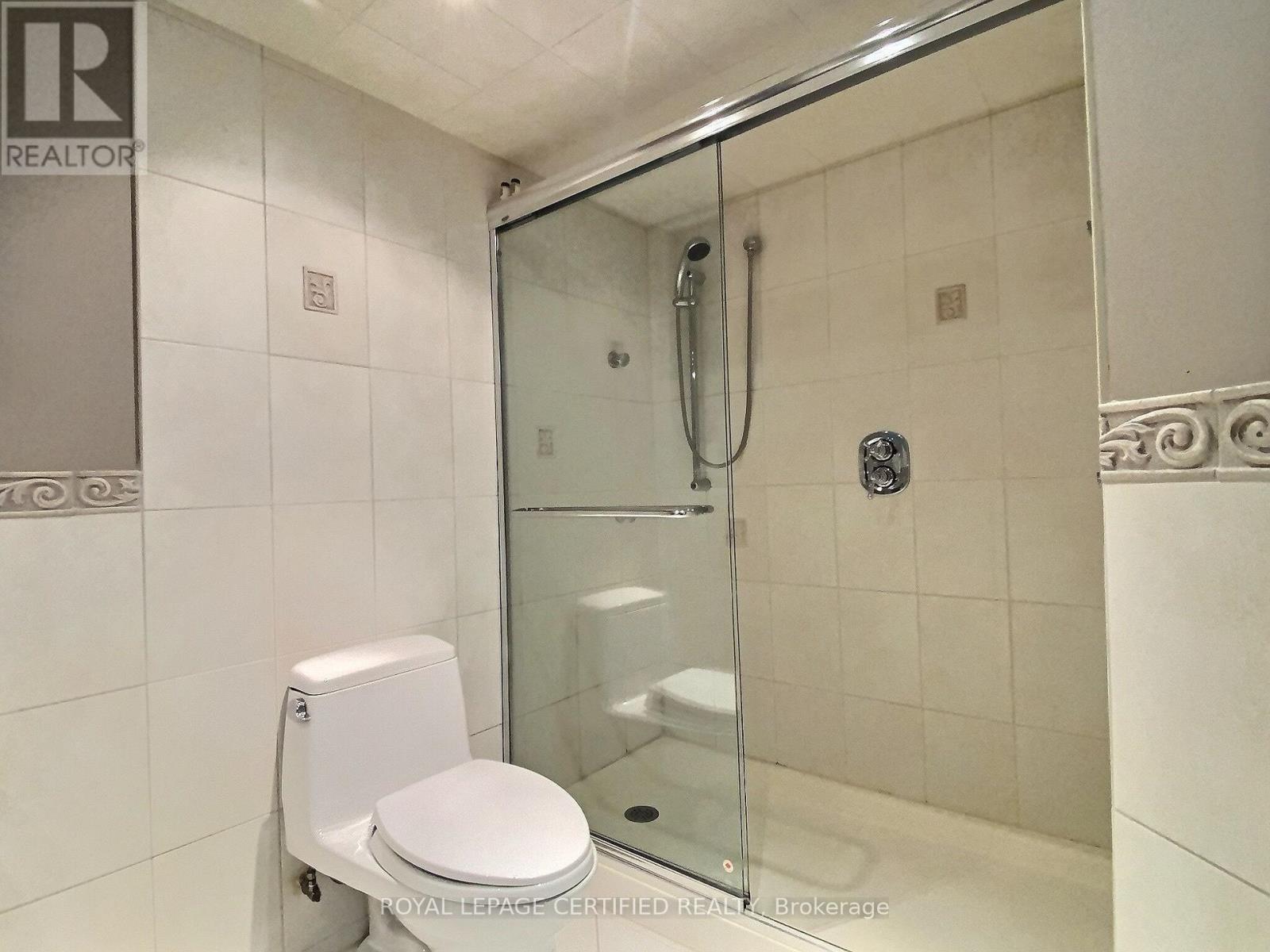 3845 Brinwood Gate W, Mississauga, Ontario  L5M 7H3 - Photo 18 - W13702794