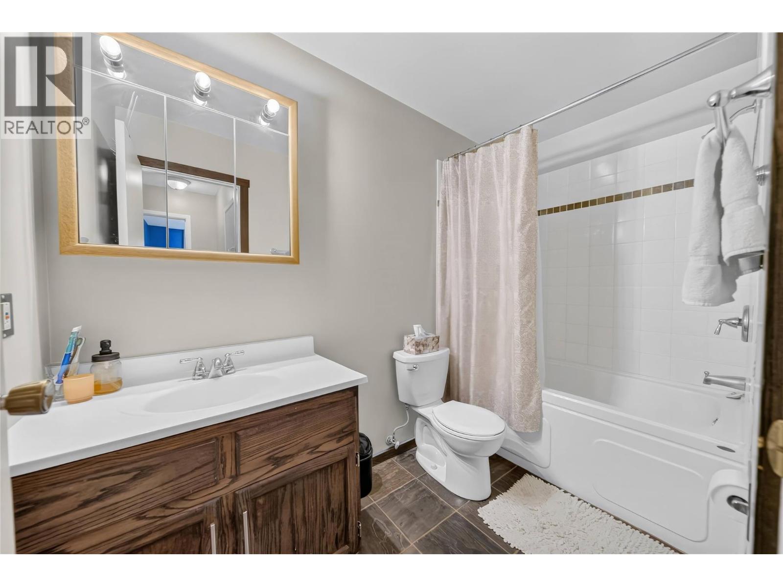 65 Cokato Road Unit# 301, Fernie, British Columbia  V0B 1M4 - Photo 24 - 10397538