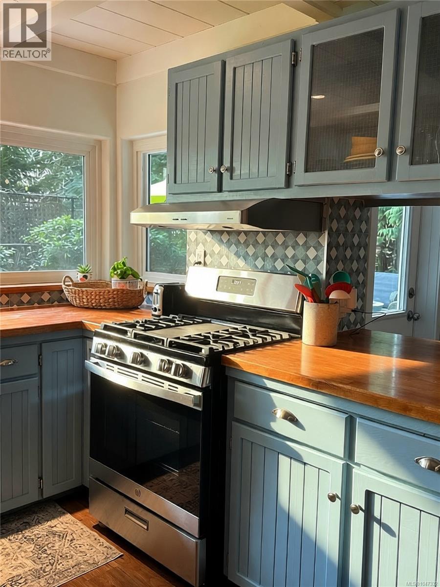 324 Chester Rd, Qualicum Beach, British Columbia  V9K 1B9 - Photo 15 - 1047332