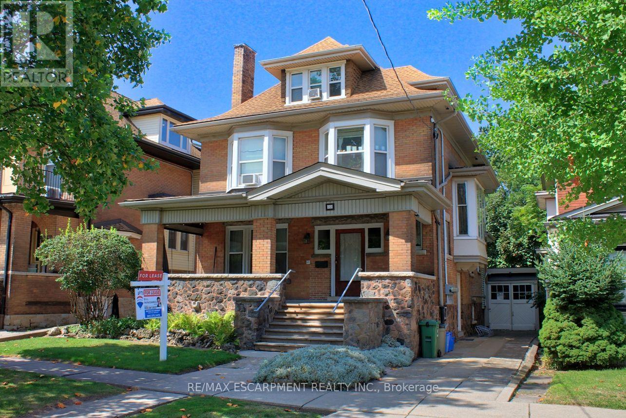 22 Blake Street, Hamilton, Ontario  L8M 2S5 - Photo 3 - X13702812