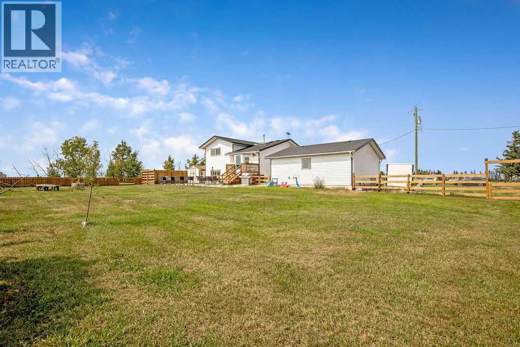 115 5 St, Rural Rocky View County, Alberta  T1Z 0T6 - Photo 34 - A2338251