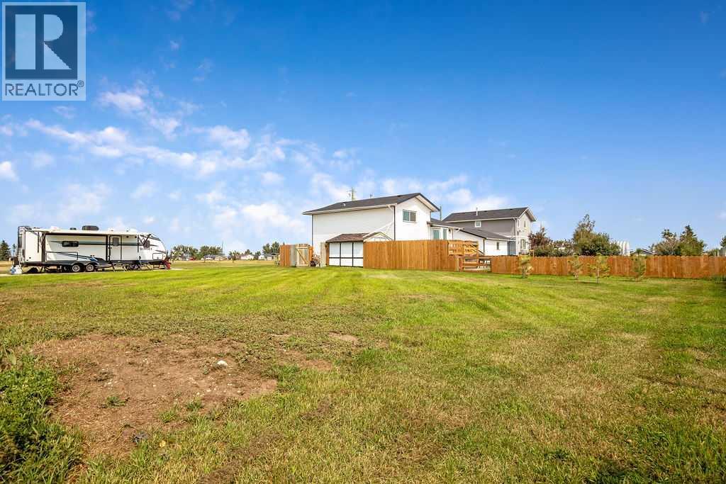 115 5 St, Rural Rocky View County, Alberta  T1Z 0T6 - Photo 44 - A2338251