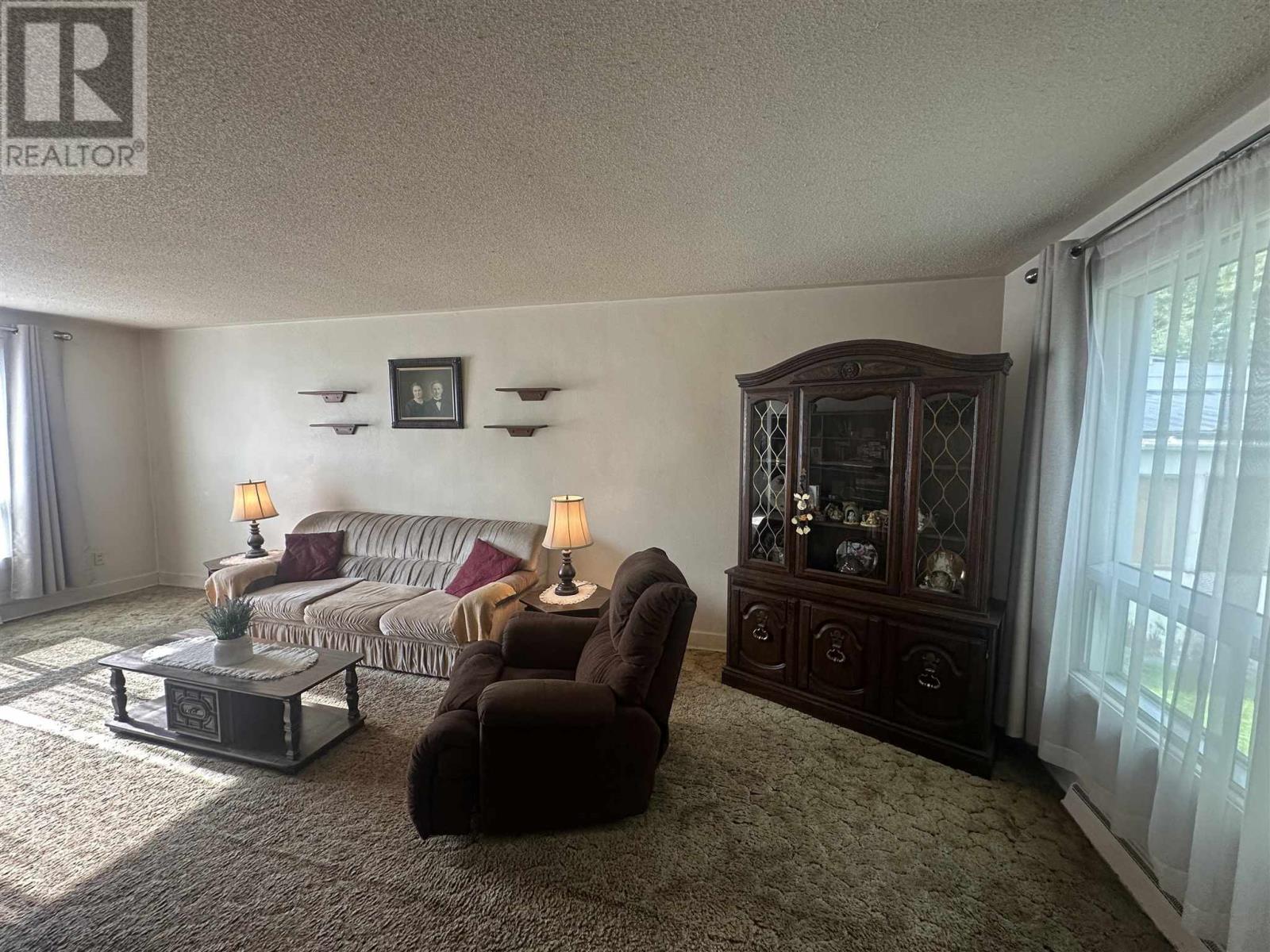 515 Morin St, Sault Ste. Marie, Ontario  P6C 3G1 - Photo 7 - SM262258