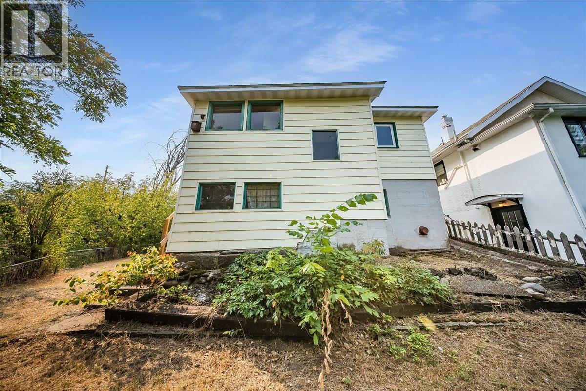 795 Binns Street, Trail, British Columbia  V1R 3G6 - Photo 26 - 10398503