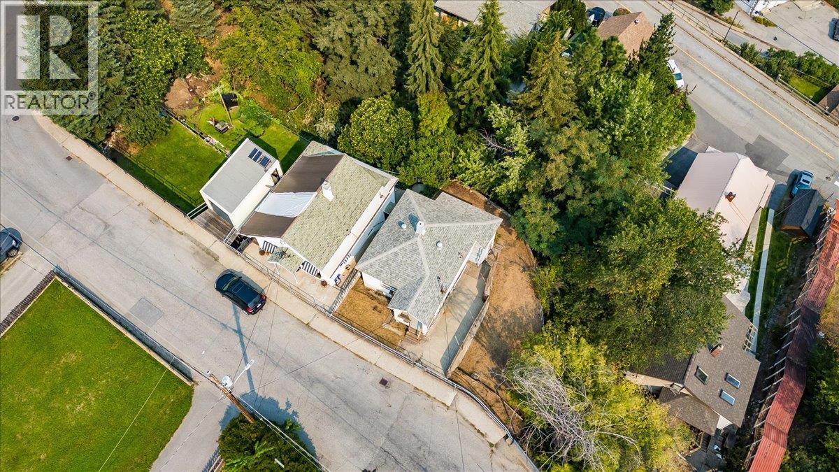 795 Binns Street, Trail, British Columbia  V1R 3G6 - Photo 32 - 10398503