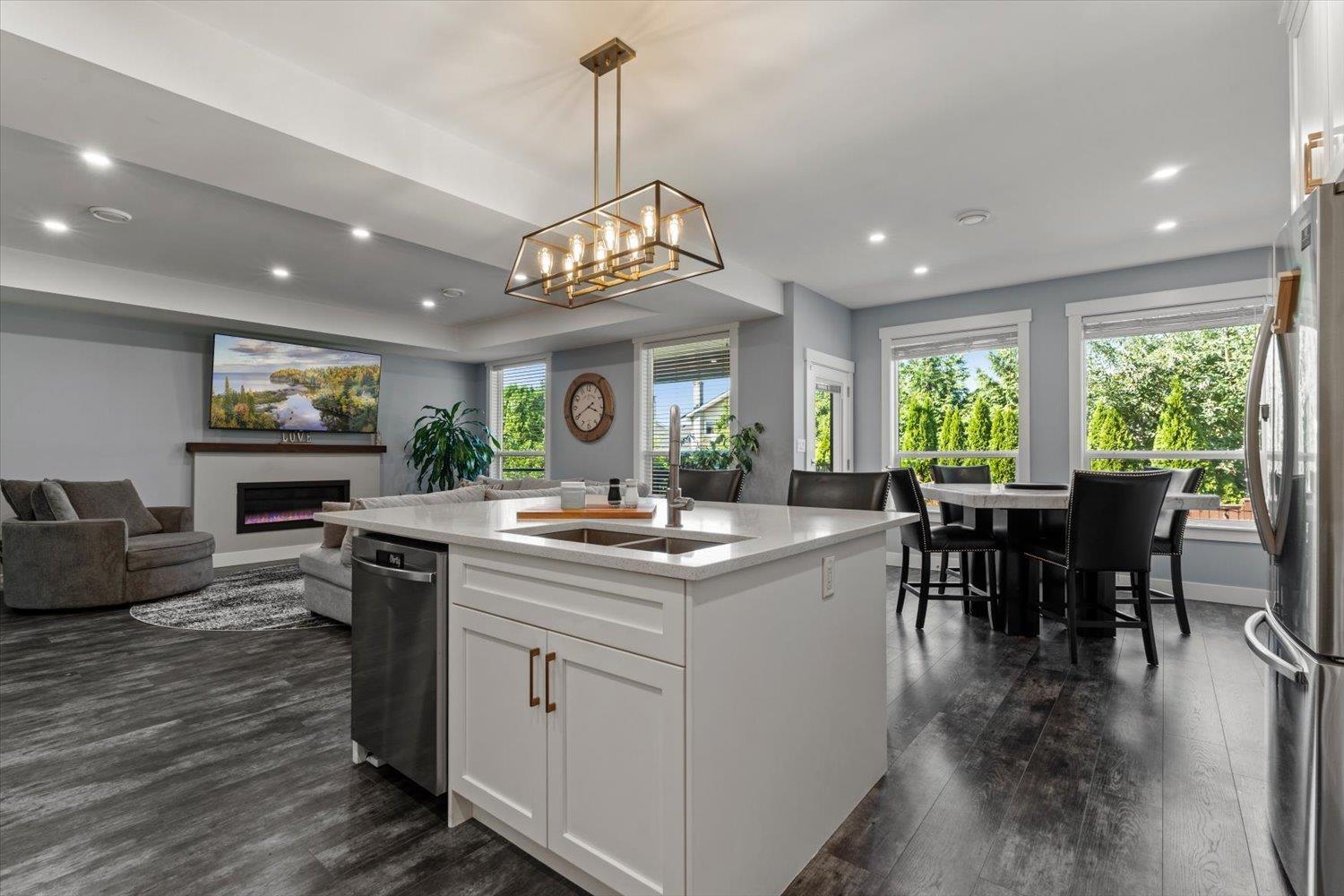 45977 Lake Drive, Sardis East Vedder, Chilliwack, British Columbia  V2R 2P9 - Photo 8 - R3157931