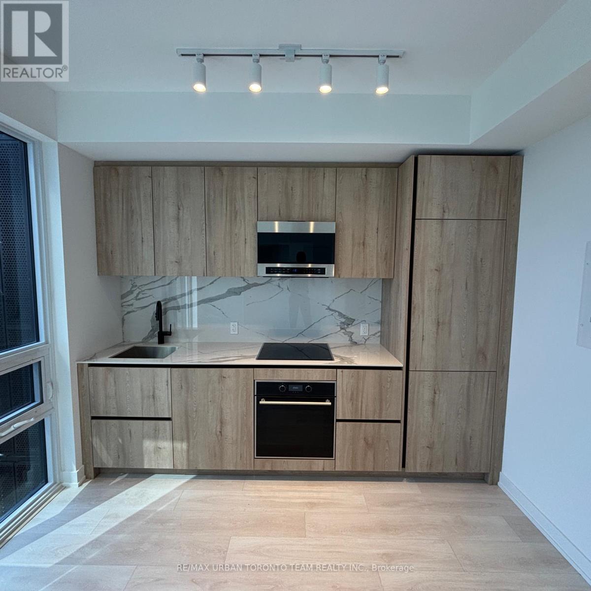 3610 - 117 Broadway Avenue, Toronto, Ontario  M4P 1V3 - Photo 2 - C13702836