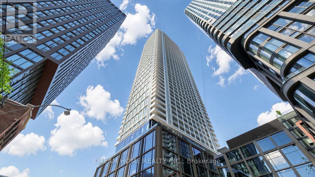 4303 - 88 QUEEN STREET E, Toronto, Ontario