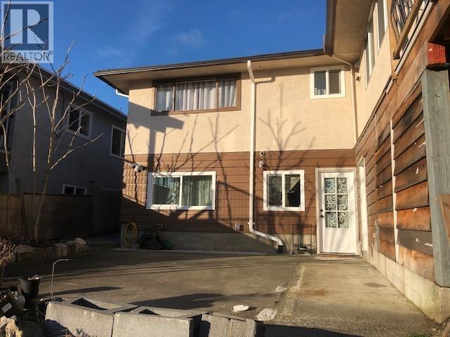 329 W 23rd Avenue, North Vancouver, British Columbia  V7M 2B6 - Photo 9 - R3158000