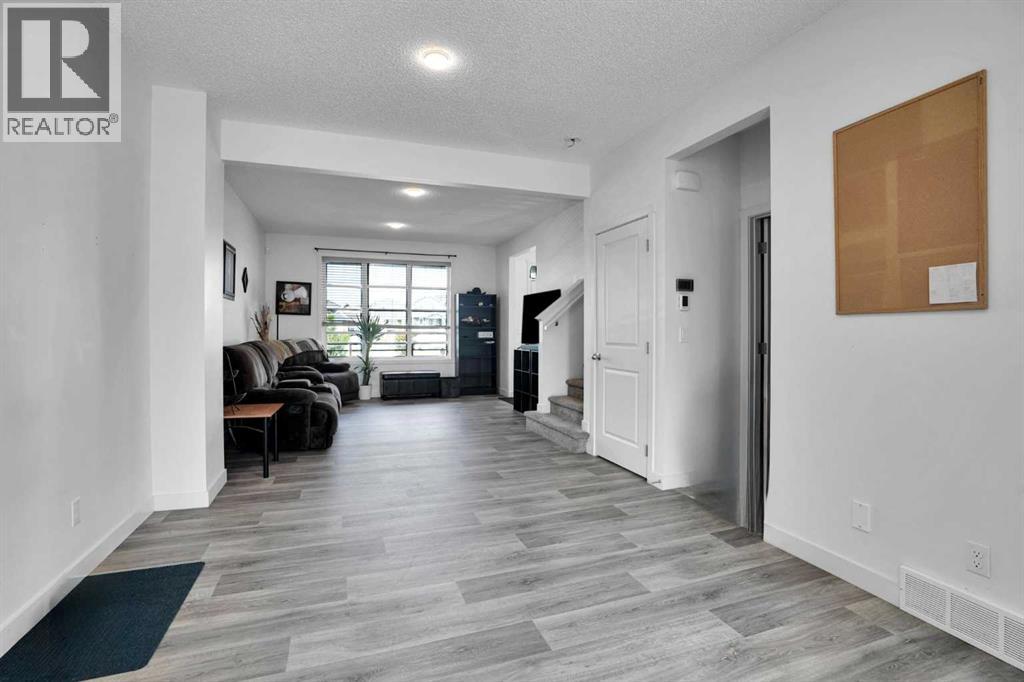189 Carringvue Way NW, Calgary, Alberta  T3P 1K6 - Photo 14 - A2338826