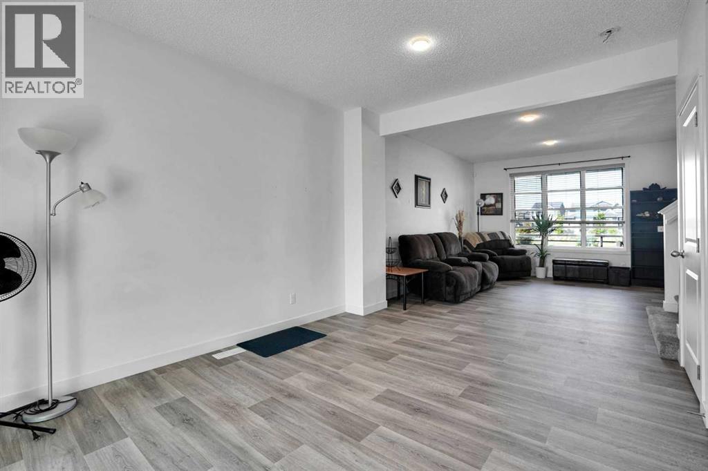 189 Carringvue Way NW, Calgary, Alberta  T3P 1K6 - Photo 15 - A2338826