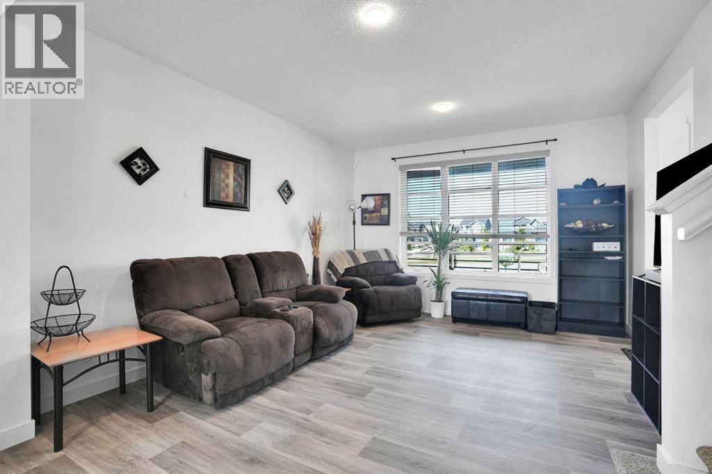 189 Carringvue Way NW, Calgary, Alberta  T3P 1K6 - Photo 16 - A2338826