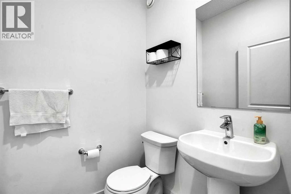 189 Carringvue Way NW, Calgary, Alberta  T3P 1K6 - Photo 23 - A2338826