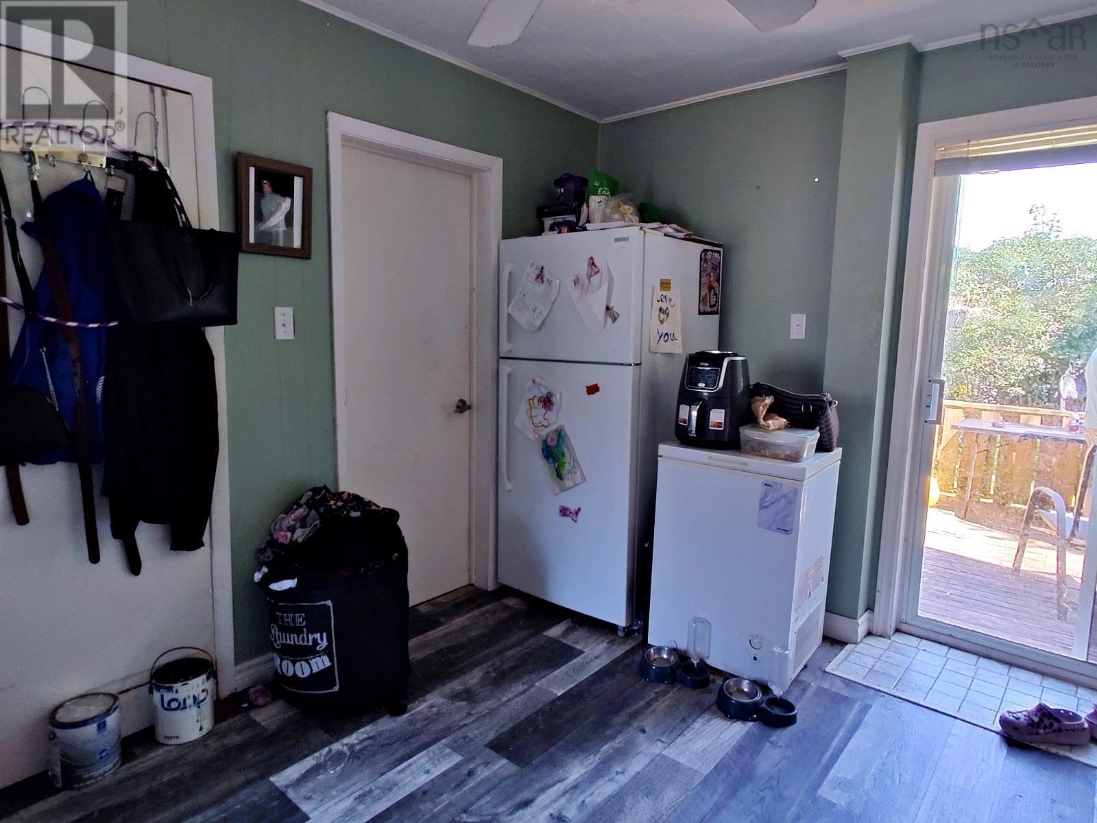 219 Rockdale Avenue, Sydney, Nova Scotia  B1P 1Z8 - Photo 8 - 202621252
