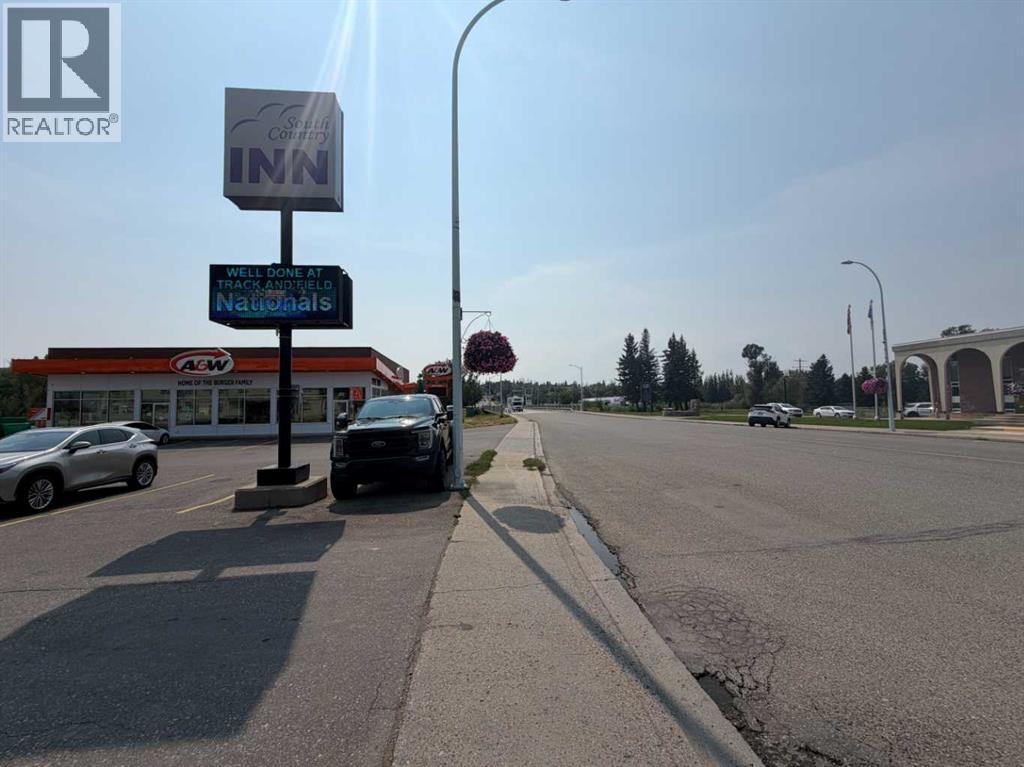 404 Main Street, Cardston, Alberta  T0K 0K0 - Photo 4 - A2337741