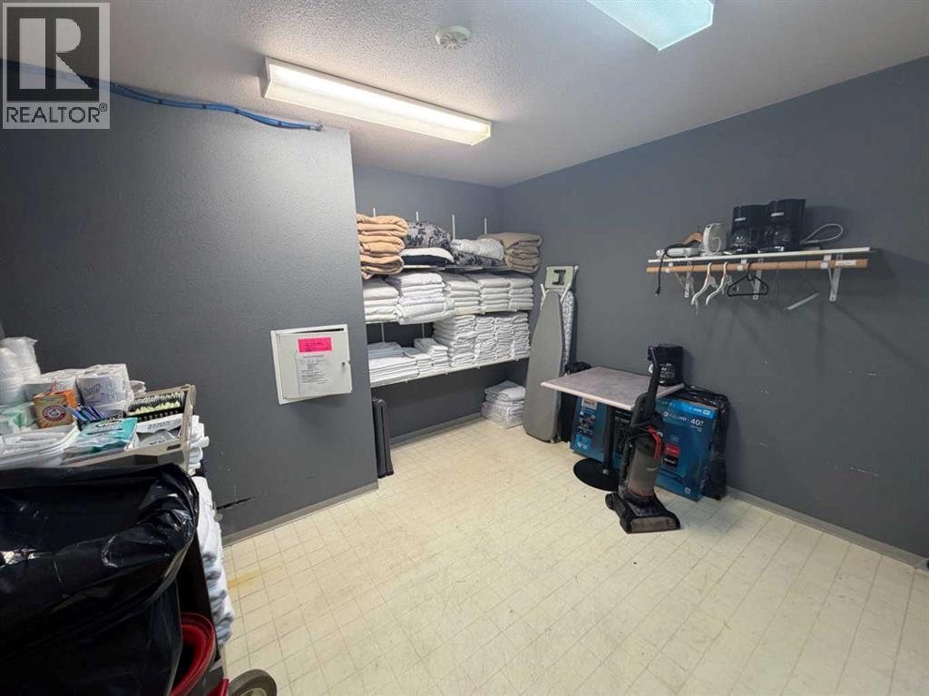 404 Main Street, Cardston, Alberta  T0K 0K0 - Photo 22 - A2337741