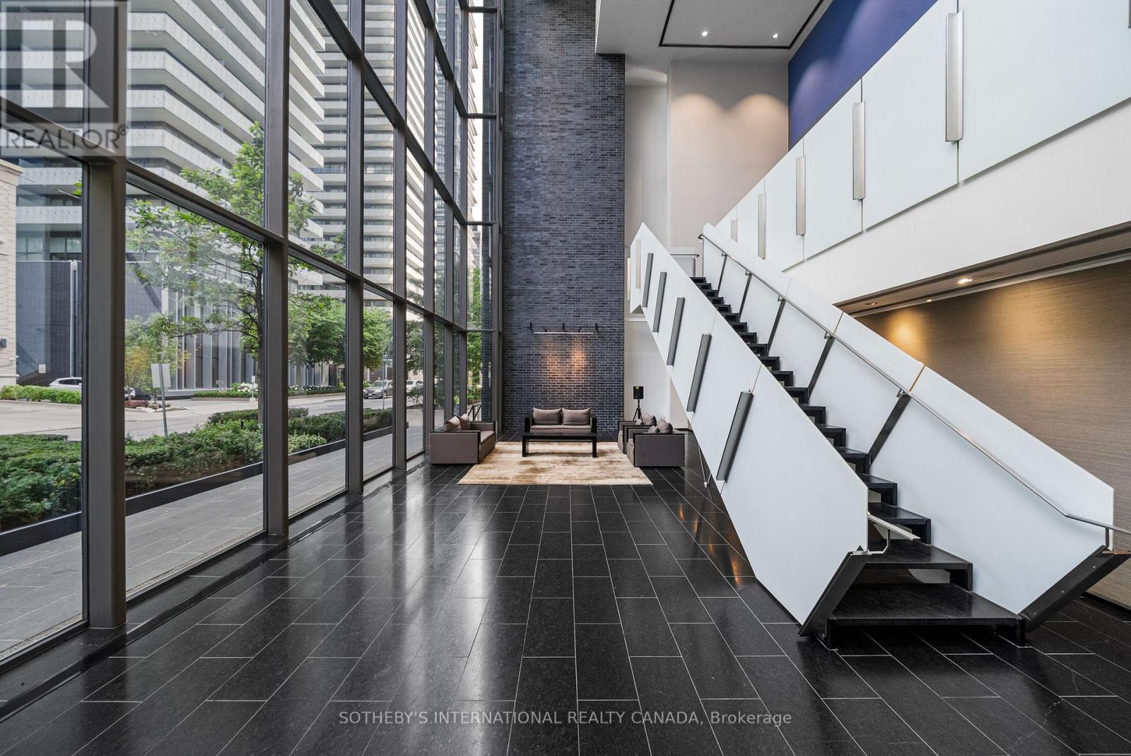 1611 - 33 Charles Street E, Toronto, Ontario  M4Y 0A2 - Photo 38 - C13691316