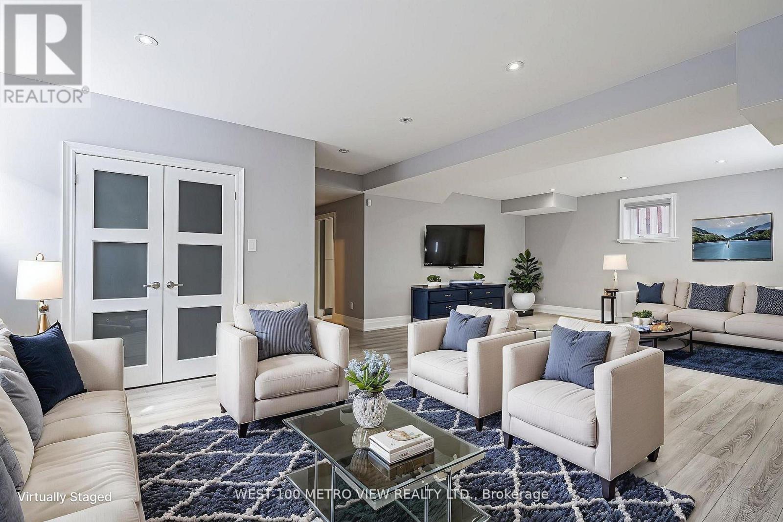 589 Glen Park Avenue, Toronto, Ontario  M6B 2G4 - Photo 19 - W13245892
