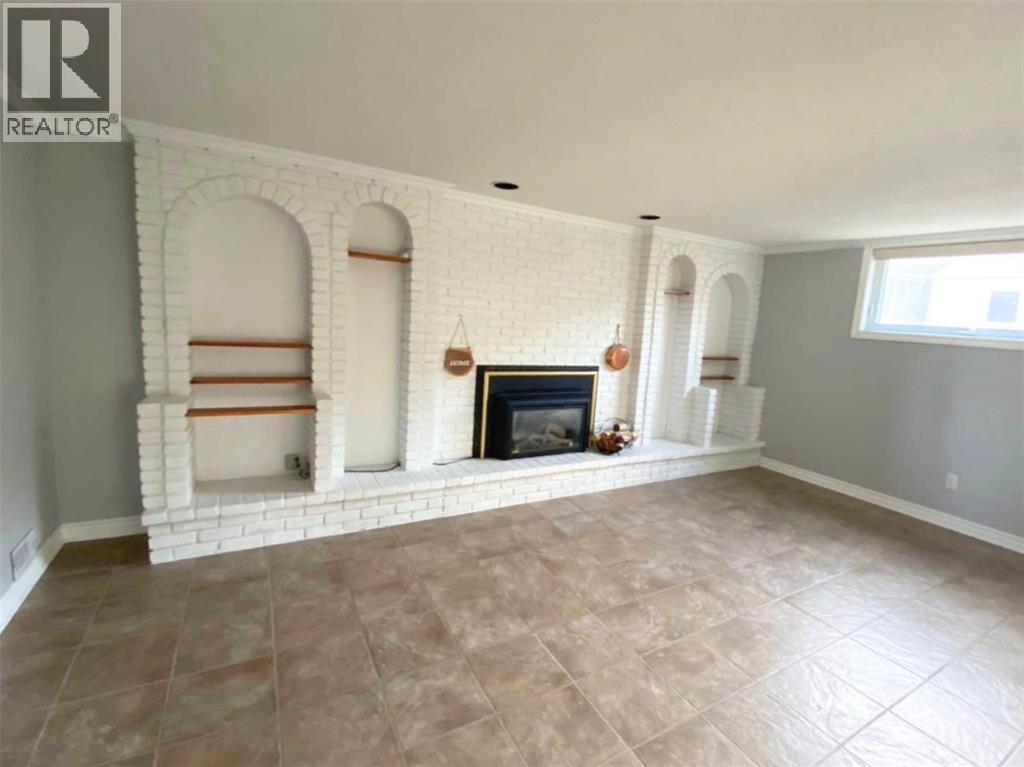 25 Durco Avenue, Sarnia, Ontario  N7S 4N3 - Photo 10 - 26020442