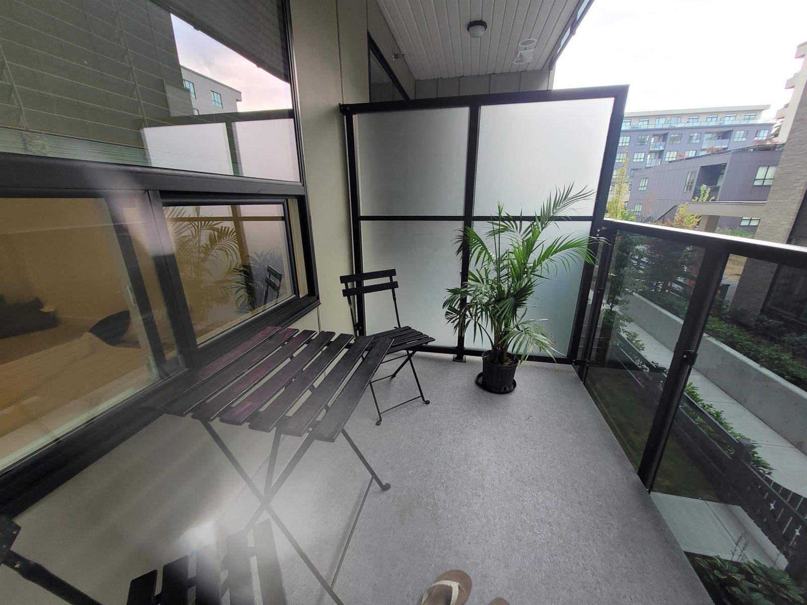 206 15735 85 Avenue, Surrey, British Columbia  V4N 6Z2 - Photo 1 - R3157997