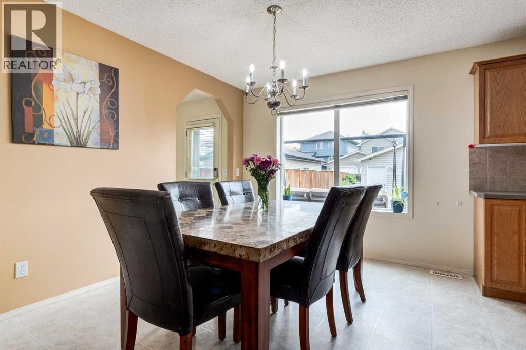 880 Prestwick Circle SE, Calgary, Alberta  T2Z 4E4 - Photo 13 - A2338827